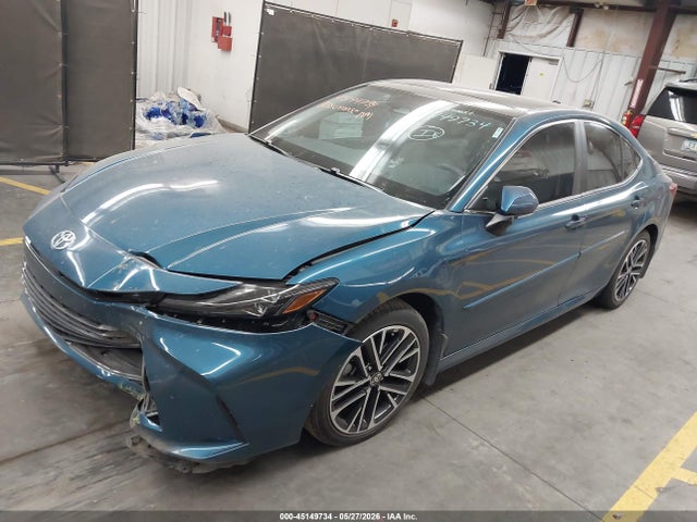 Toyota CAMRY XLE 2025 4T1DAACK7SU632003 Image 2