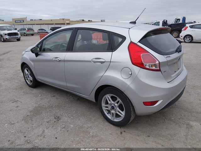 Ford FIESTA SE 2018 3FADP4EJ3JM115489 Image 3
