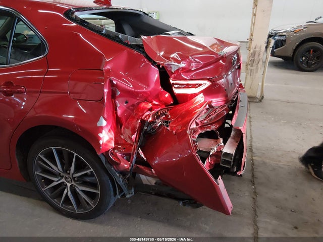 4T1F11AK4RU202127 Toyota CAMRY XLE