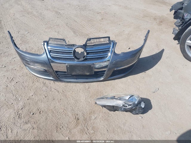 45149801 :رقم المزاد ، 3VWAZ7AJ8AM103253 vin ، 2010 Volkswagen Jetta Limited Edition مزاد بيع