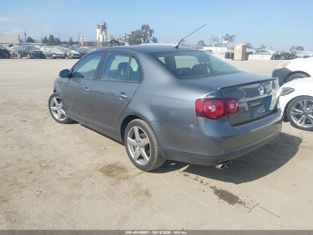 45149801 :رقم المزاد ، 3VWAZ7AJ8AM103253 vin ، 2010 Volkswagen Jetta Limited Edition مزاد بيع