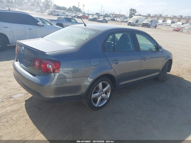45149801 :رقم المزاد ، 3VWAZ7AJ8AM103253 vin ، 2010 Volkswagen Jetta Limited Edition مزاد بيع