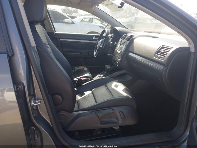 45149801 :رقم المزاد ، 3VWAZ7AJ8AM103253 vin ، 2010 Volkswagen Jetta Limited Edition مزاد بيع