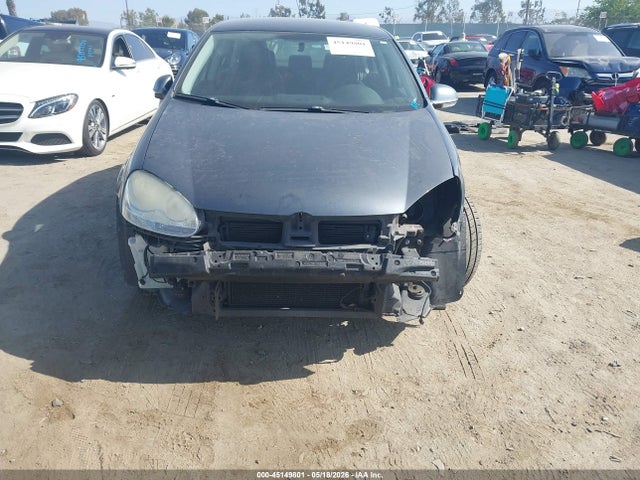45149801 :رقم المزاد ، 3VWAZ7AJ8AM103253 vin ، 2010 Volkswagen Jetta Limited Edition مزاد بيع