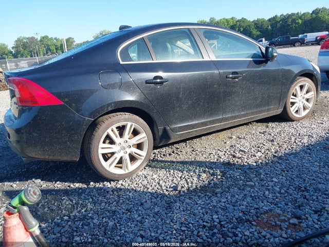 2011 Volvo S60 T6 მანქანა იყიდება აუქციონზე, vin: YV1902FH7B2011059, აუქციონის ნომერი: 45149803