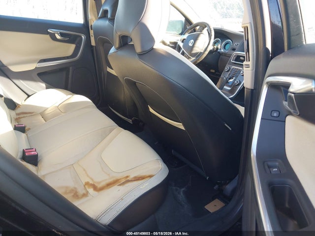 2011 Volvo S60 T6 მანქანა იყიდება აუქციონზე, vin: YV1902FH7B2011059, აუქციონის ნომერი: 45149803
