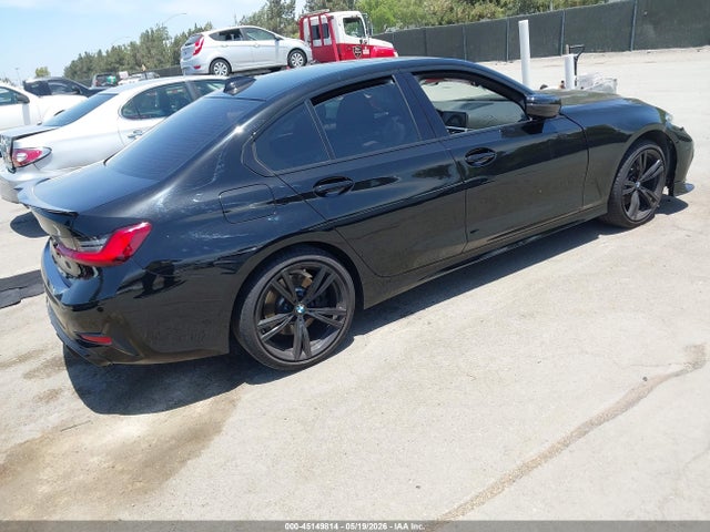 3MW5R1J08M8B88579 BMW 330I