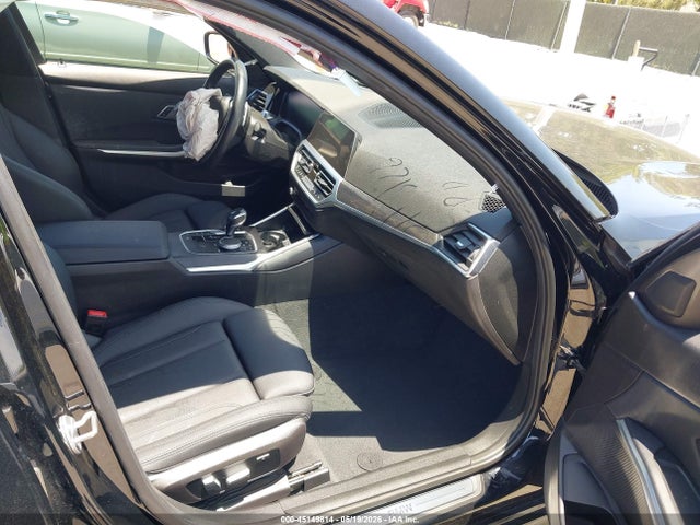 3MW5R1J08M8B88579 BMW 330I
