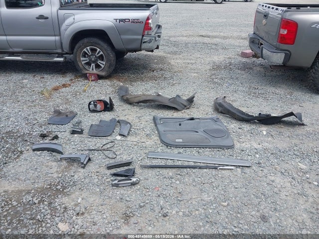 45149859 :رقم المزاد ، 5TBDT44115S470263 vin ، 2005 Toyota Tundra Sr5 V8 مزاد بيع