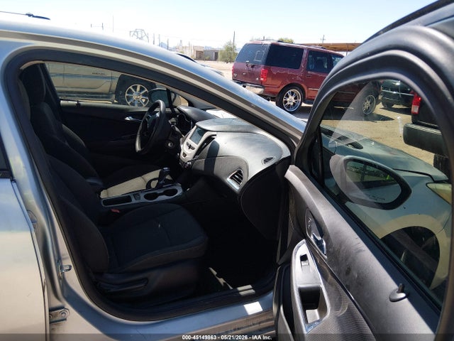 Продажа на аукционе авто 2017 Chevrolet Cruze Ls Auto, vin: 1G1BC5SM0H7121121, номер лота: 45149863