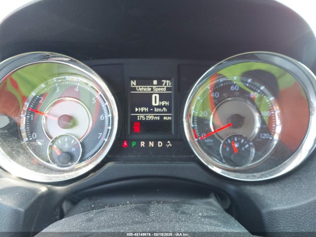 2C4RC1CG2ER367427 Chrysler Town &amp; Country Touring-l