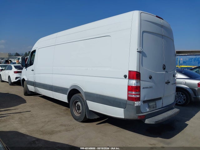 45149888 :رقم المزاد ، WD3PF4CC5FP138959 vin ، 2015 Mercedes-benz Sprinter 3500 High  Roof مزاد بيع