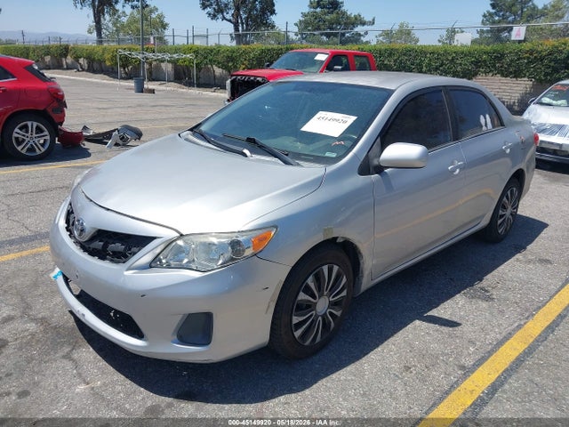 45149920 :رقم المزاد ، 5YFBU4EE2CP041927 vin ، 2012 Toyota Corolla Le مزاد بيع