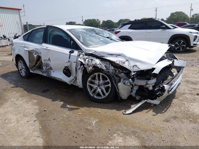 45149936 :رقم المزاد ، 3FA6P0H78FR231640 vin ، 2015 Ford Fusion Se مزاد بيع