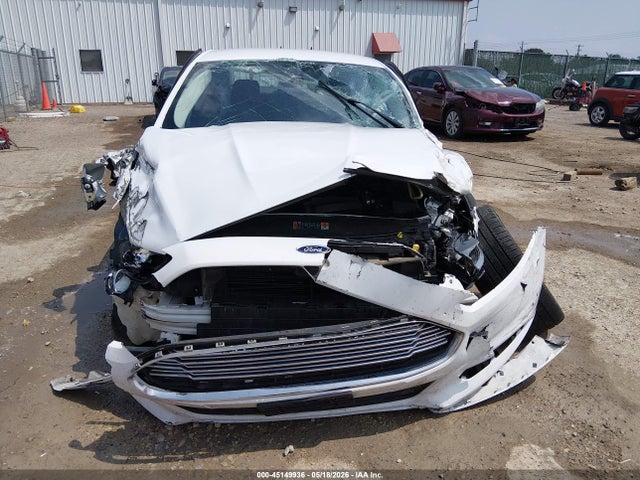 45149936 :رقم المزاد ، 3FA6P0H78FR231640 vin ، 2015 Ford Fusion Se مزاد بيع