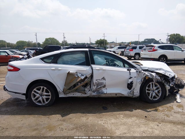 45149936 :رقم المزاد ، 3FA6P0H78FR231640 vin ، 2015 Ford Fusion Se مزاد بيع