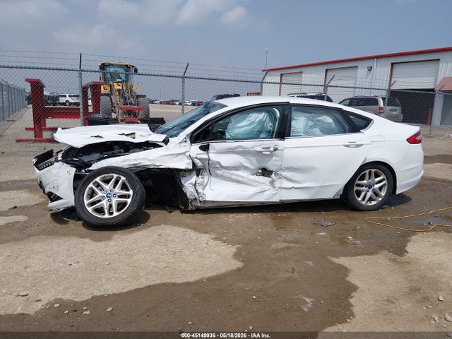 45149936 :رقم المزاد ، 3FA6P0H78FR231640 vin ، 2015 Ford Fusion Se مزاد بيع