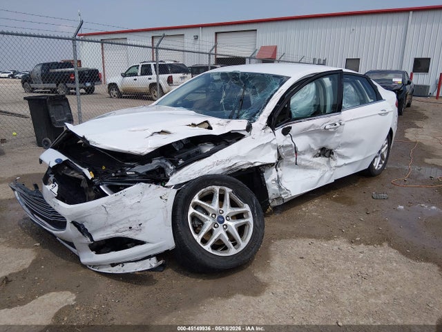 45149936 :رقم المزاد ، 3FA6P0H78FR231640 vin ، 2015 Ford Fusion Se مزاد بيع