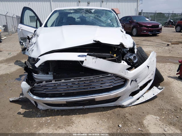 45149936 :رقم المزاد ، 3FA6P0H78FR231640 vin ، 2015 Ford Fusion Se مزاد بيع