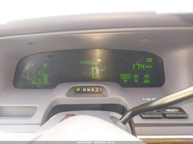 Продажа на аукционе авто 1998 Mercury Grand Marquis, vin: 2MEFM75W6WX679978, номер лота: 45149951