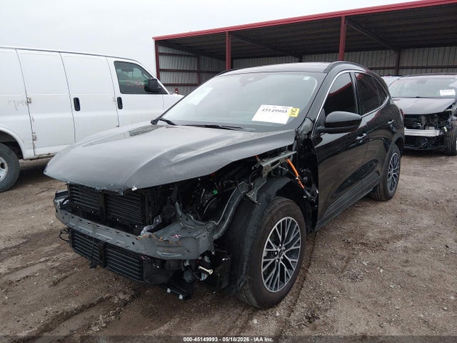 1FMCU0E17TUA24579 Ford Escape Phev