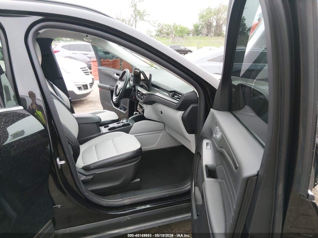 1FMCU0E17TUA24579 Ford Escape Phev