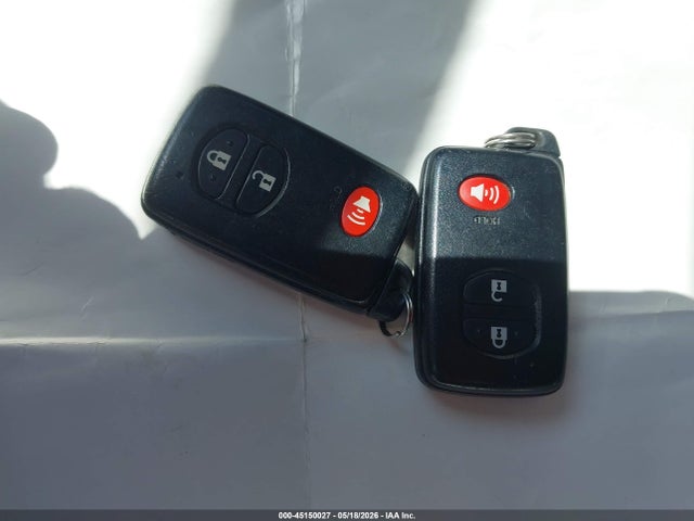2011 Toyota Prius Two მანქანა იყიდება აუქციონზე, vin: JTDKN3DUXB1375447, აუქციონის ნომერი: 45150027