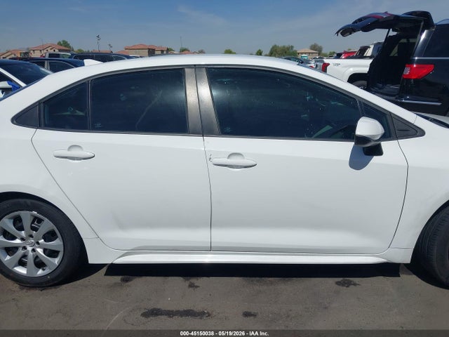 5YFB4MDE2PP026108 Toyota COROLLA LE
