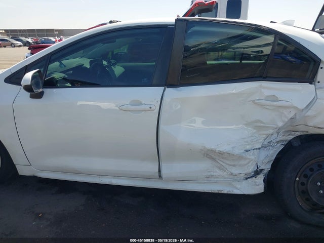 5YFB4MDE2PP026108 Toyota COROLLA LE