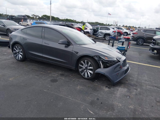 Tesla Model 3 Long Range Rear-wheel Drive/standard Rear-wheel Drive 2025 5YJ3E1EA6SF040383 головне зображення