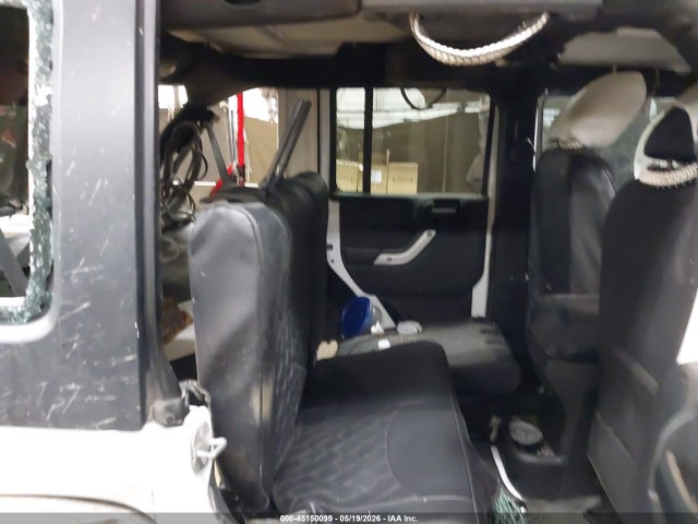 1C4BJWFG8GL146510 Jeep Wrangler Unlimited Rubicon