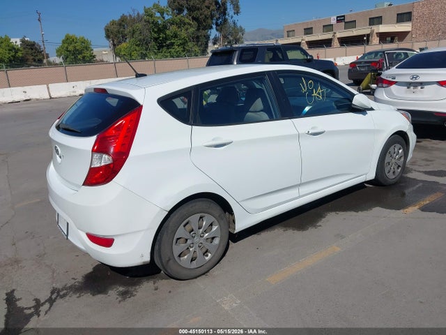 Продаж на аукціоні авто 2015 Hyundai Accent Gs, vin: KMHCT5AE2FU219471, номер лоту: 45150113