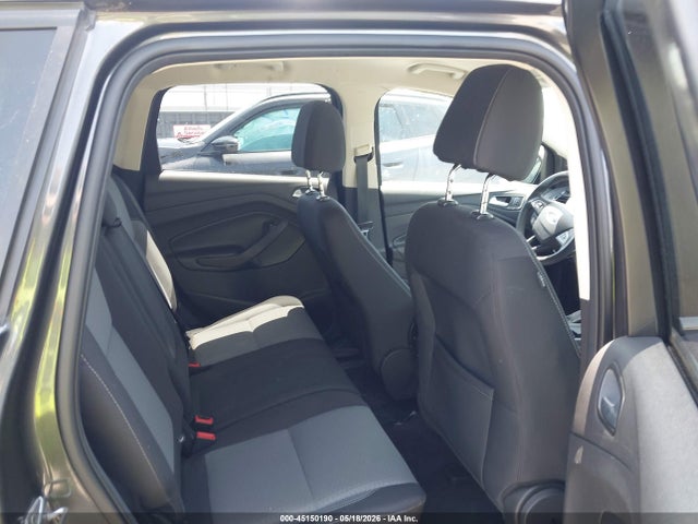 Продажа на аукционе авто 2017 Ford Escape Se, vin: 1FMCU0GD3HUC80054, номер лота: 45150190