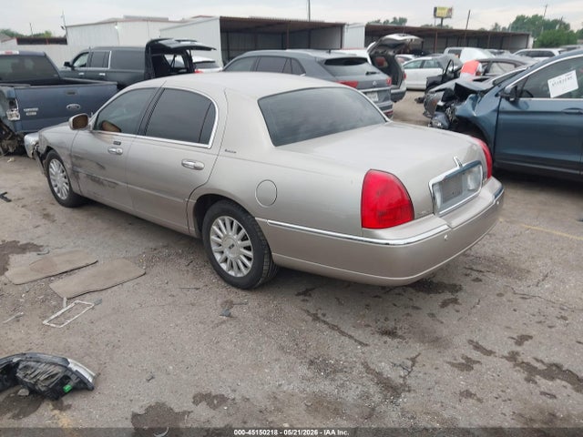 Aukcja sprzedaży 2003 Lincoln Town Car Executive, vin: 1LNHM81W13Y673163, numer aukcji: 45150218