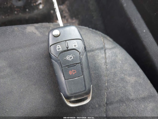 45150220 :رقم المزاد ، 3FA6P0H70GR272488 vin ، 2016 Ford Fusion Se مزاد بيع