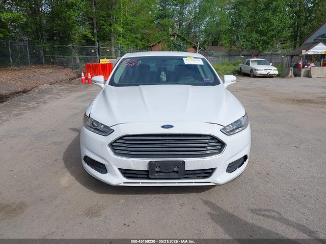45150220 :رقم المزاد ، 3FA6P0H70GR272488 vin ، 2016 Ford Fusion Se مزاد بيع