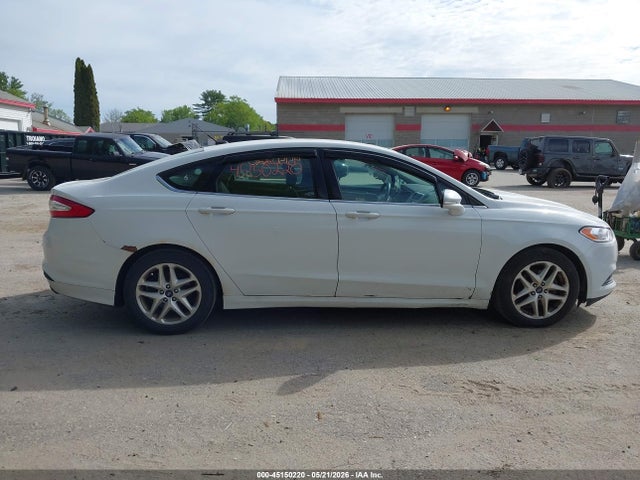 45150220 :رقم المزاد ، 3FA6P0H70GR272488 vin ، 2016 Ford Fusion Se مزاد بيع