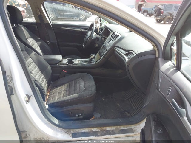 45150220 :رقم المزاد ، 3FA6P0H70GR272488 vin ، 2016 Ford Fusion Se مزاد بيع