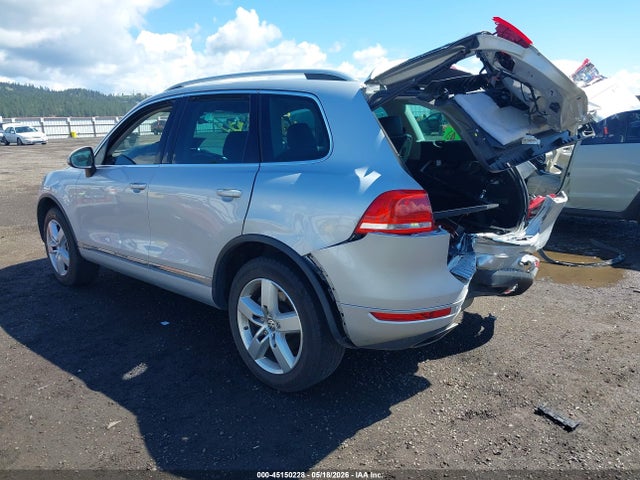 Aukcja sprzedaży 2012 Volkswagen Touareg Tdi Sport, vin: WVGFK9BP3CD001848, numer aukcji: 45150228