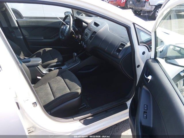 KNAFK4A65G5608041 KIA FORTE LX