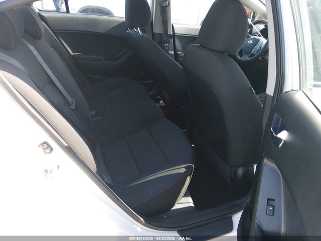 KNAFK4A65G5608041 KIA FORTE LX