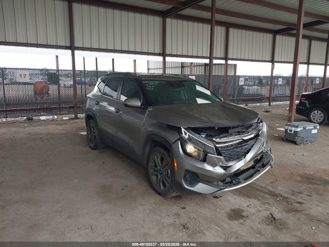45150337 :رقم المزاد ، KNDEU2AA7M7052722 vin ، 2021 Kia Seltos S مزاد بيع
