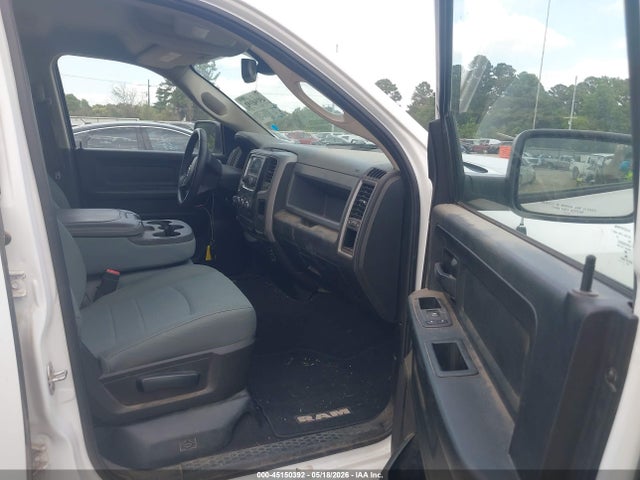 45150392 :رقم المزاد ، 1C6RR6FG8KS704899 vin ، 2019 Ram 1500 Classic مزاد بيع