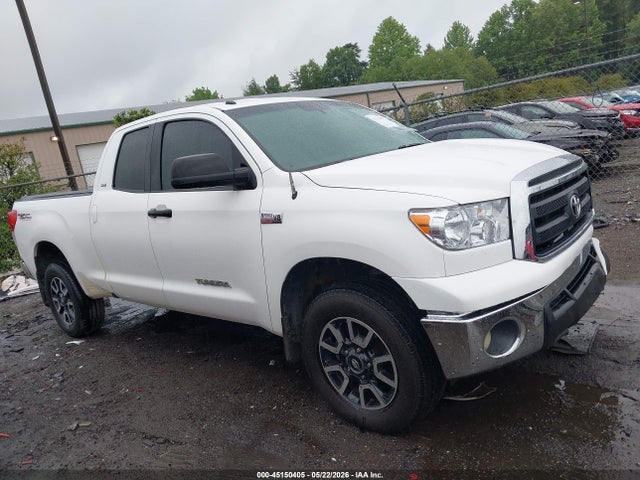 Продажа на аукционе авто 2010 Toyota Tundra Grade 5.7l V8, vin: 5TFUY5F16AX118585, номер лота: 45150405