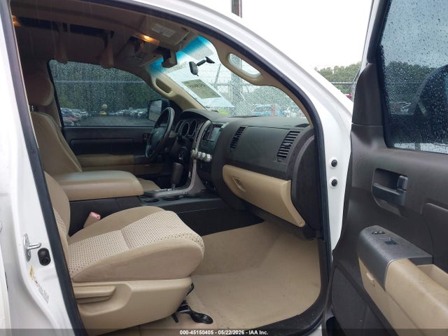 Продажа на аукционе авто 2010 Toyota Tundra Grade 5.7l V8, vin: 5TFUY5F16AX118585, номер лота: 45150405