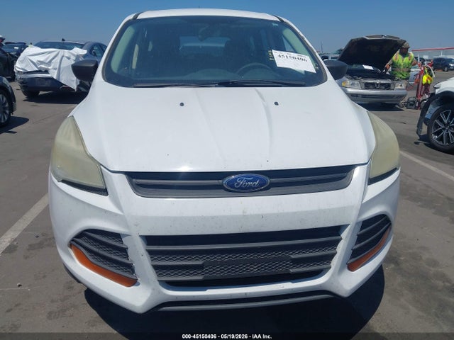 Продажа на аукционе авто 2014 Ford Escape S, vin: 1FMCU0F7XEUB21779, номер лота: 45150406