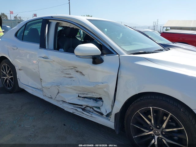4T1T11AK5PU729934 Toyota CAMRY SE