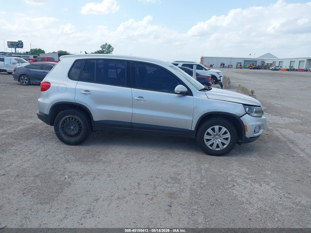 Aukcja sprzedaży 2018 Volkswagen Tiguan Limited 2.0t, vin: WVGAV7AX7JK004803, numer aukcji: 45150412