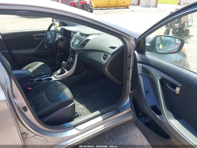 2016 Hyundai Elantra Value Edition მანქანა იყიდება აუქციონზე, vin: 5NPDH4AE0GH670012, აუქციონის ნომერი: 45150416
