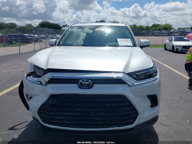 Toyota Grand Highlander Xle 2026 5TDAAAA53TS042620 Image 12